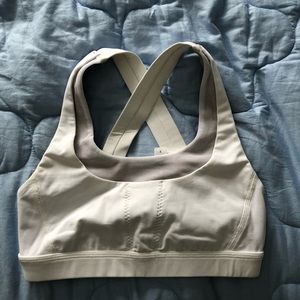 Lululemon sports bra